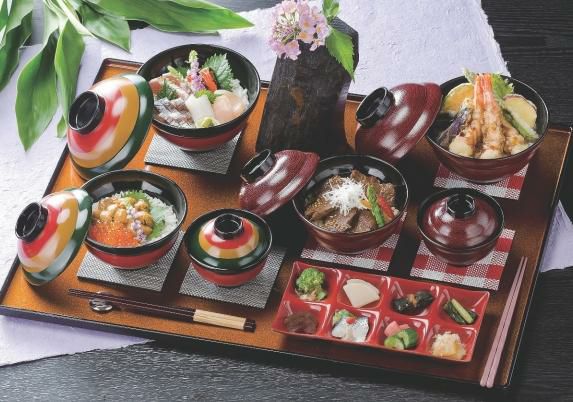 6寸かがみ丼溜はじき刷毛目内黒