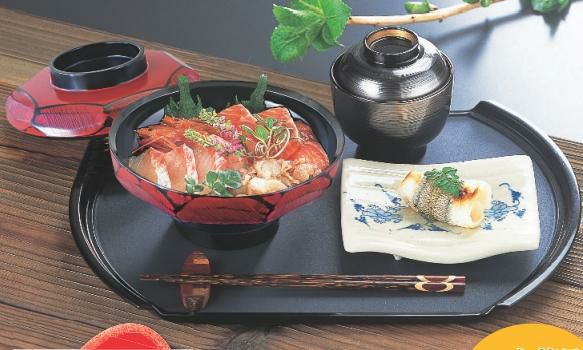 6寸荒彫亀甲平丼根来内黒