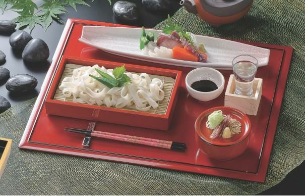 7.7寸長角盛ざる柿朱本体