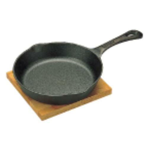 イシガキ ステーキ&ハンバーグパン 356