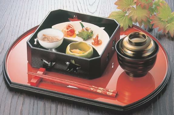 半月盆 半月両面盆朱渕黒/黒刷毛目尺3寸