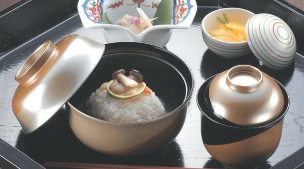 小吸椀 姫小吸椀黒流線金地塗 本漆塗 漆器