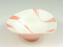 ピンク釉流水ラスター 朝顔形小鉢