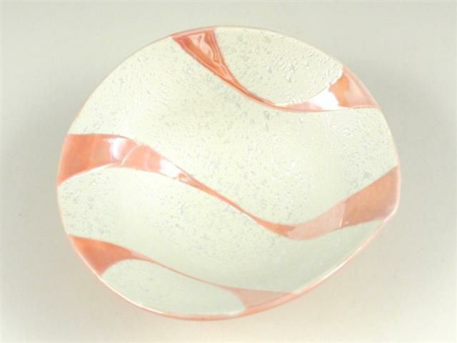 ピンク釉流水ラスター 朝顔形小鉢