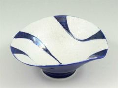 ルリ釉流水ラスター 朝顔形小鉢