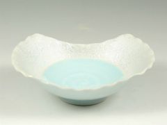 見込青白磁ラスター ウェーブ小鉢
