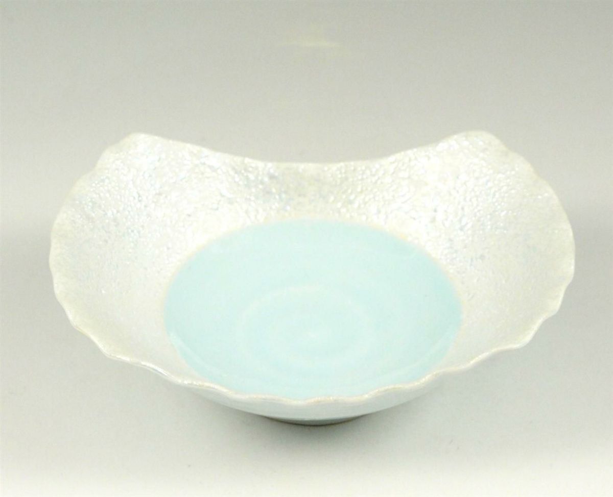 見込青白磁ラスター ウェーブ小鉢