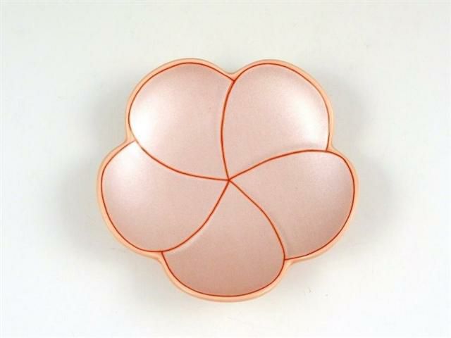 曙釉錦捻銀梅型 小皿