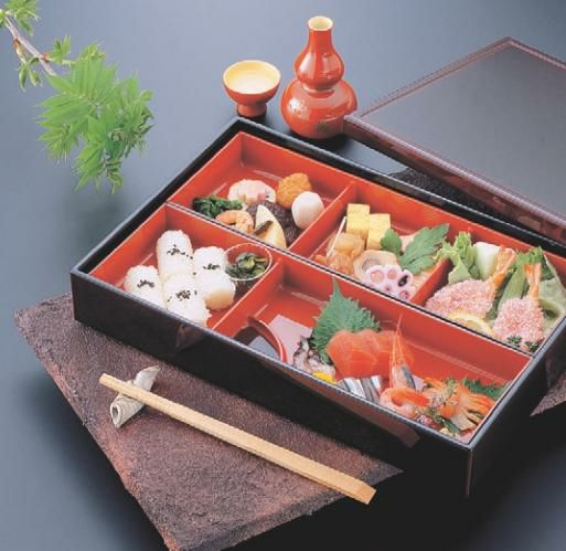 松花堂 尺3寸長手松花堂2枚仕切三ツ仕切朱