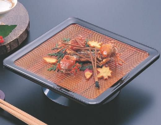 高台皿 竹目角高月春慶渕黒