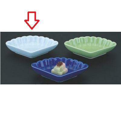 珍味 扇型鉢青磁