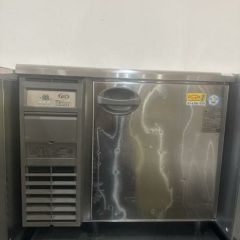 中古】冷凍コールドテーブル フクシマガリレイ(福島工業) YRC