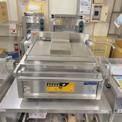 中古】電気多目的焼物器 マルゼン MEGM-077B 幅700×奥行700×高さ300 三