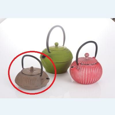 鉄瓶（彫十草）（茶）