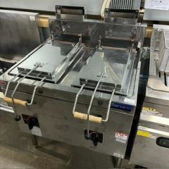業界最長1年保証】【中古】ガス餃子焼機 マルゼン MGZS-057B 幅