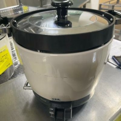中古】ガス炊飯器 2升炊 リンナイ(Rinnai) RR-200CF 幅492×奥行423×高