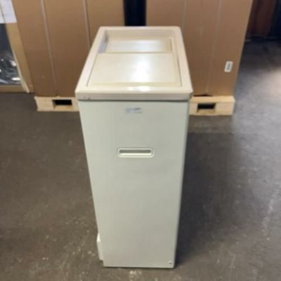 中古】冷凍ストッカー サンデン・リテールシステム PF-057XF 幅490