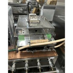 業務用/新品】電気いか焼器 NIK-400 幅410×奥行410×高さ335(mm