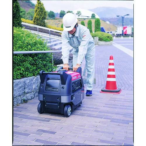 新ダイワ 防音型インバーター発電機 2.8kVA/IEG2800M