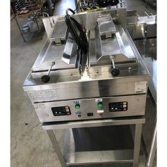 業界最長1年保証】【中古】卓上餃子焼機 タニコー NM-TCZ-4560G 幅450