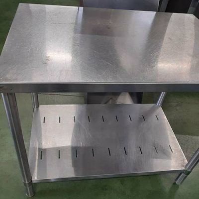 M061 マルゼン 作業台 約W900×D600×H800mm M061 マルゼン 作業台 約W900×D600×H800mm