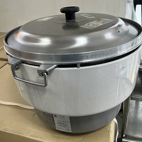 ◆リンナイ業務用ガス炊飯器4升/8L型式：RR-40S1　プロパンガス リンナイ（Rinnai） 業務用ガス炊飯器 RR-400CF 4升炊き（8.0L）/炊飯