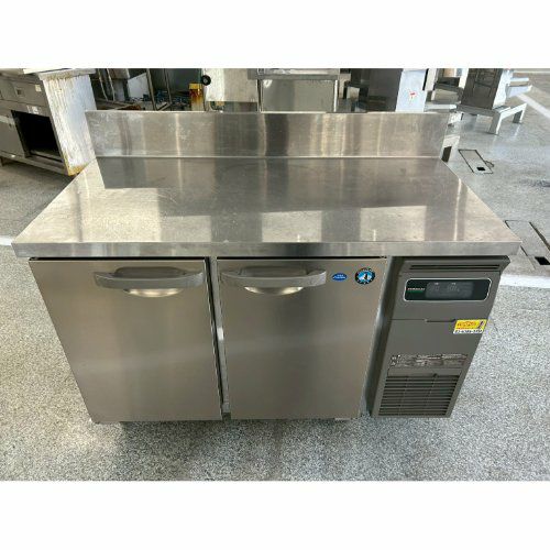 中古】電気温水器 TOTO RESK06A2 幅175×奥行273×高さ390 【送料別途 