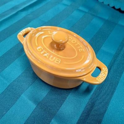 中古】ストウブ ミニオーバルココット マスタード Staub 幅150×奥行85×高さ75 【送料別途見積】【未使用品】【業務用】※販売価格は1台あたりの金額です。  | 中古グラタン | 業務用厨房機器・調理道具・家具・食器の通販・買い取りサイト テンポスドットコム