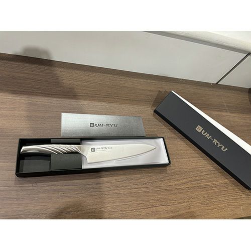 中古】三徳包丁 VG10ダマスカス33層鋼 (雲竜~匠UN-RYU~)刃渡り 17.5cm