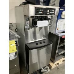 業界最長1年保証】【中古】ソフトクリームマシン 日世 NAB-3400WE 幅