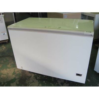 【中古】サンデン業務用冷凍ストッカー 140L 2016年式2510041534 サンデン 冷凍ストッカー ( チェストフリーザー ) -20℃以下 186