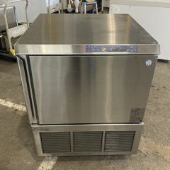 中古】恒温高湿コールドテーブル フクシマガリレイ(福島工業) YVW-150WM2-F 幅1500×奥行750×高さ800 【送料別途見積】【業務用】  | 中古恒温高湿庫 | 業務用厨房機器・調理道具・家具・食器の通販・買い取りサイト テンポスドットコム