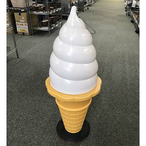 中古】ソフトクリーム看板 幅360×奥行360×高さ930 【送料別途見積