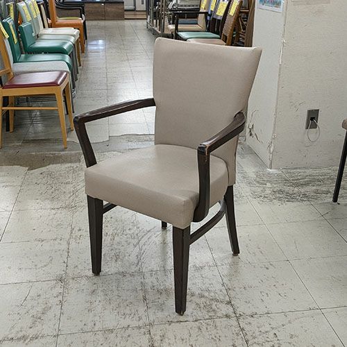 肘付イス ブラウン ベージュレザー 幅550×奥行490×高さ840