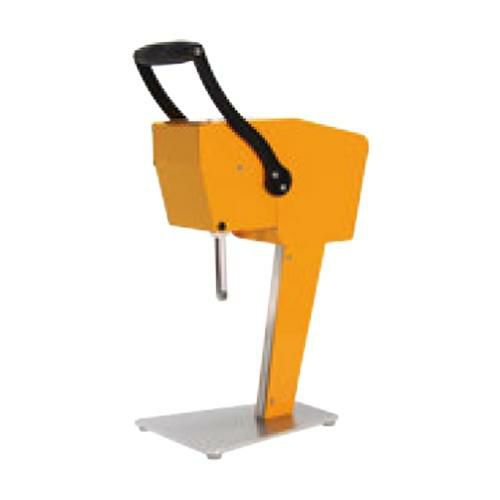 果汁搾り機 カジュッタ CJT3-04 オレンジ