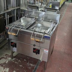 業界最長1年保証】【中古】二槽ガスフライヤー タニコー TGFL 業界最長1年保証】【中古】二槽ガスフライヤー タニコー TGFL