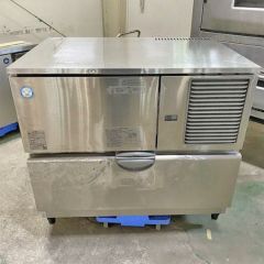 フクシマガリレイ】キューブアイス製氷機240kgタイプ FIC-A240KL