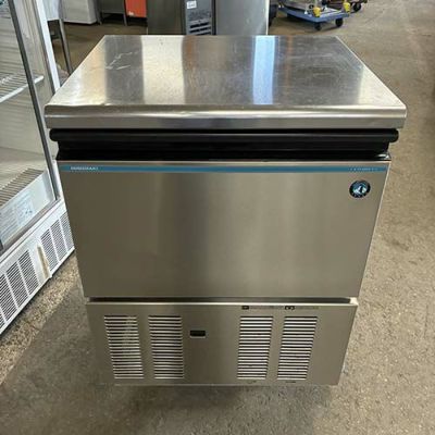 業界最長1年保証】【中古】製氷機 ホシザキ IM-55M-1 幅630×奥行530×高