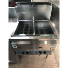 ☆2021年製 プロパンガス用 マルゼン 2槽ガスフライヤー 涼厨 13L×2槽