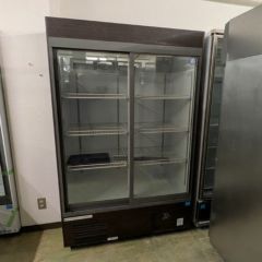 中古】リーチインショーケース スイング扉 大和冷機 493EFKP 幅