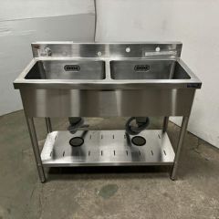 中古】二槽シンク ゴミカゴ付き BGあり 幅1500×奥行500×高さ850 中古】二槽シンク ゴミカゴ付き BGあり 幅1500×奥行500×高さ850