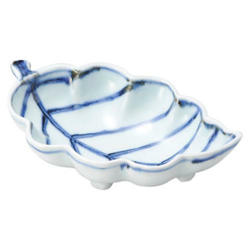 染付木の葉向付