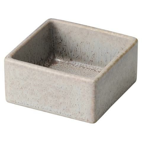 グレージュキューブS